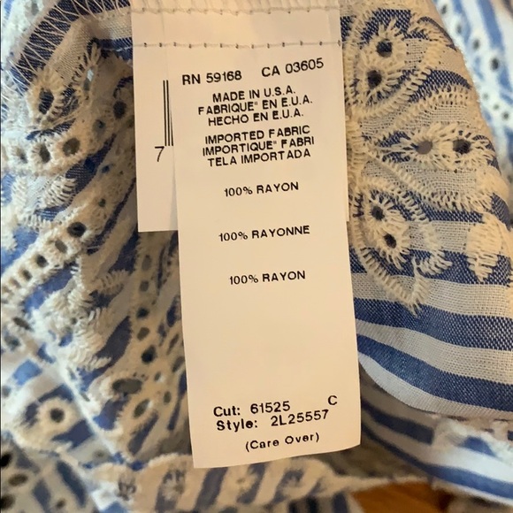 Karen Kane Embroidered and Ruffle Top NWT Size XS - Picture 7 of 7